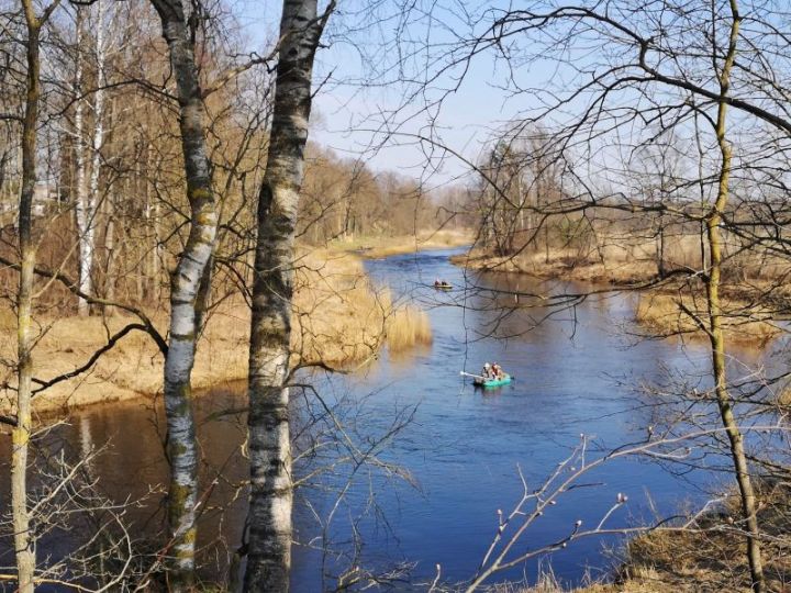 Ūdens līmenis upēs pazeminās