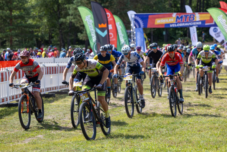 Noslēdzies “Ikšķiles MTB velobrauciens”. Līderos Rolands Burcevs un Katrīna Jaunslaviete-Kipure