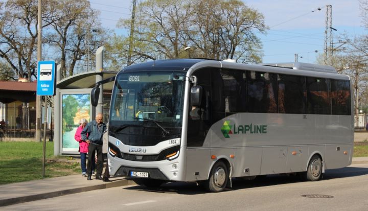 Laika apstākļu dēļ pirmdien var būt atcelti vai aizkavēti arī reģionālo autobusu reisi