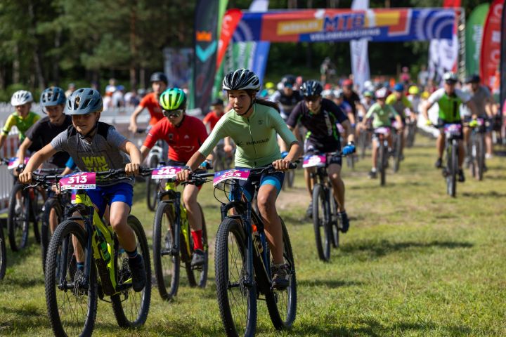 Noslēdzies “Ikšķiles MTB velobrauciens”. Līderos Rolands Burcevs un Katrīna Jaunslaviete-Kipure