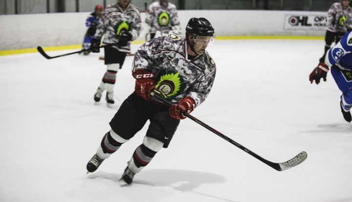 Kanādas un Latvijas karavīru draudzības spēle hokejā Ogrē