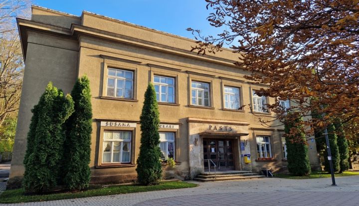 "Latvijas Pasts" pārdod nekustamo īpašumu Ogrē
