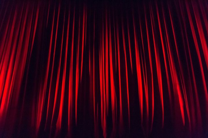 Teātra "Paši" izrāde "Baltais dzidrais" Lielvārdē