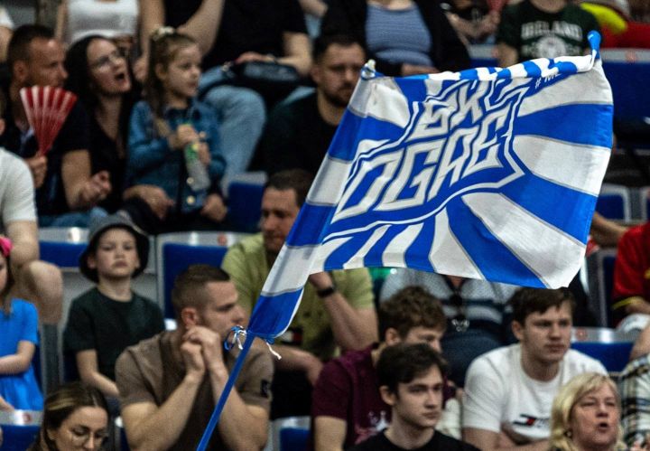 "VEF Rīga" un "Ogres" basketbolisti pārbaudes mačos uzvar kaimiņvalstu komandas