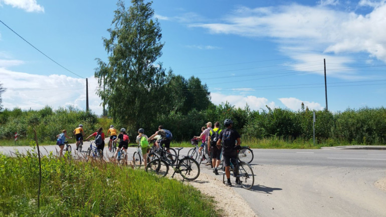 Norisinājies velobrauciens pa Suntažu apkārtni