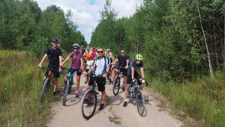 Norisinājies velobrauciens pa Suntažu apkārtni