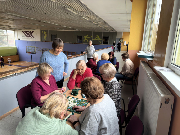 FOTO: Norisinājās Jumpravas pensionāru biedrības &quot;Viedums&quot; sportisko aktivitāšu diena