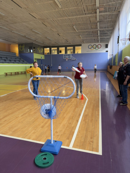 FOTO: Norisinājās Jumpravas pensionāru biedrības &quot;Viedums&quot; sportisko aktivitāšu diena