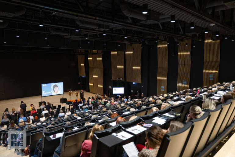 FOTO: Ogres novada pedagogu konference kā platforma profesionālai izaugsmei un iedvesmai