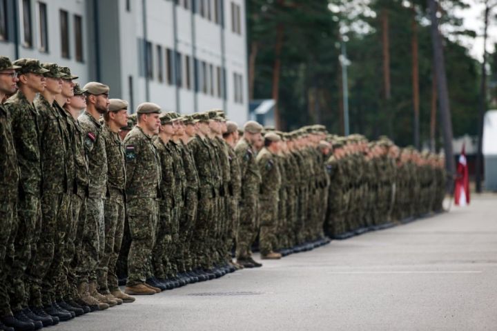 Valsts aizsardzības dienestu sāks 208 jaunieši, tostarp 51 to uzsāks militārajā bāzē "Lielvārde"