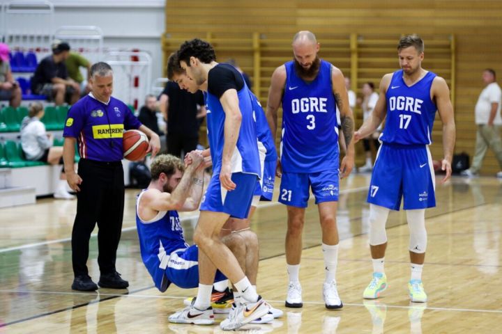 Basketbola klubs “Ogre” pēdējā periodā izlaiž pārsvaru un piekāpjas “VEF Rīga”