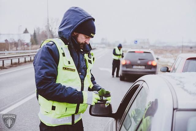 Svētdien ceļu satiksmes negadījumos Latvijā cietuši astoņi cilvēki